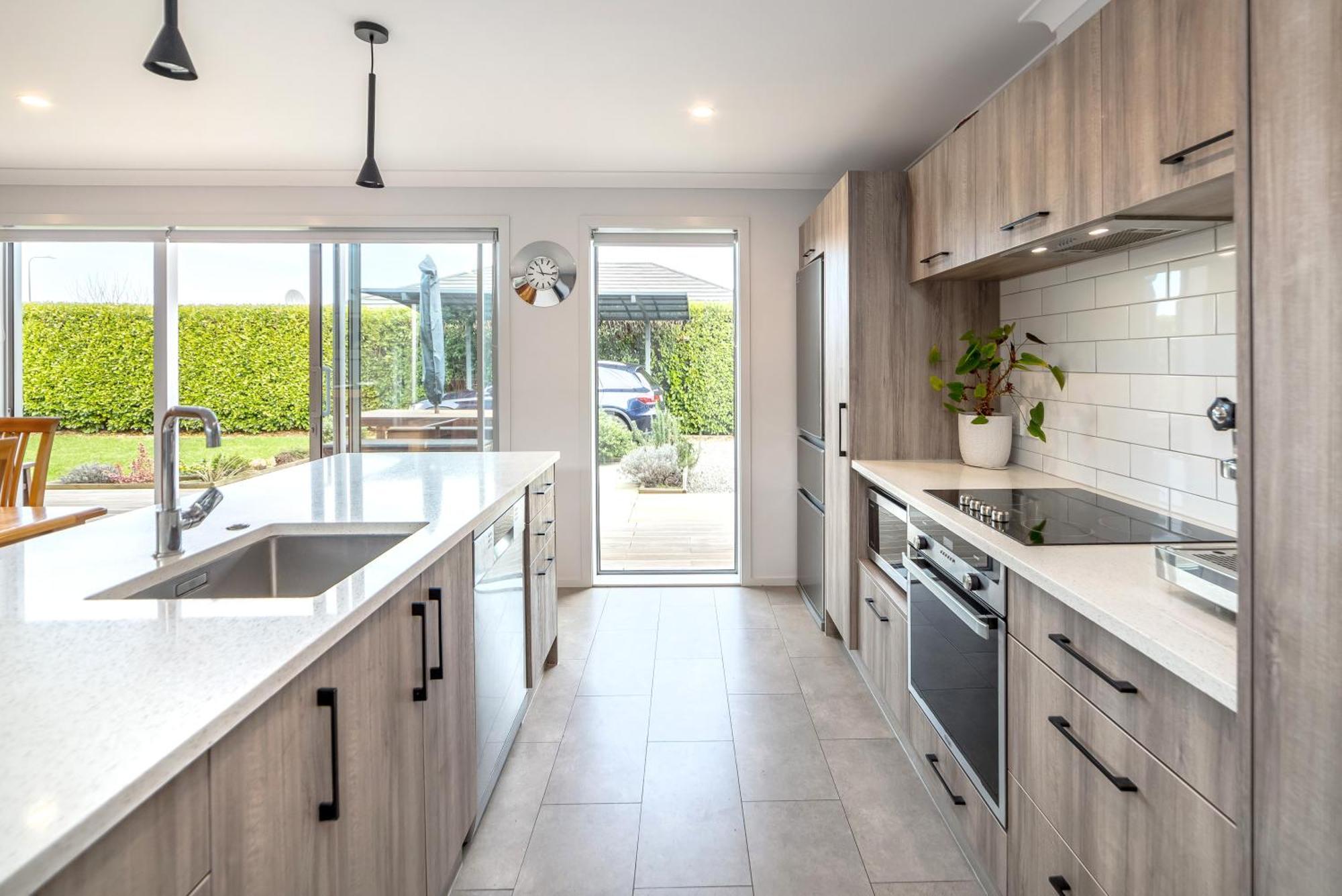 Wine Country Bach Villa Martinborough Exterior photo